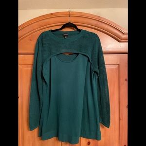 Beautiful emerald green sweater